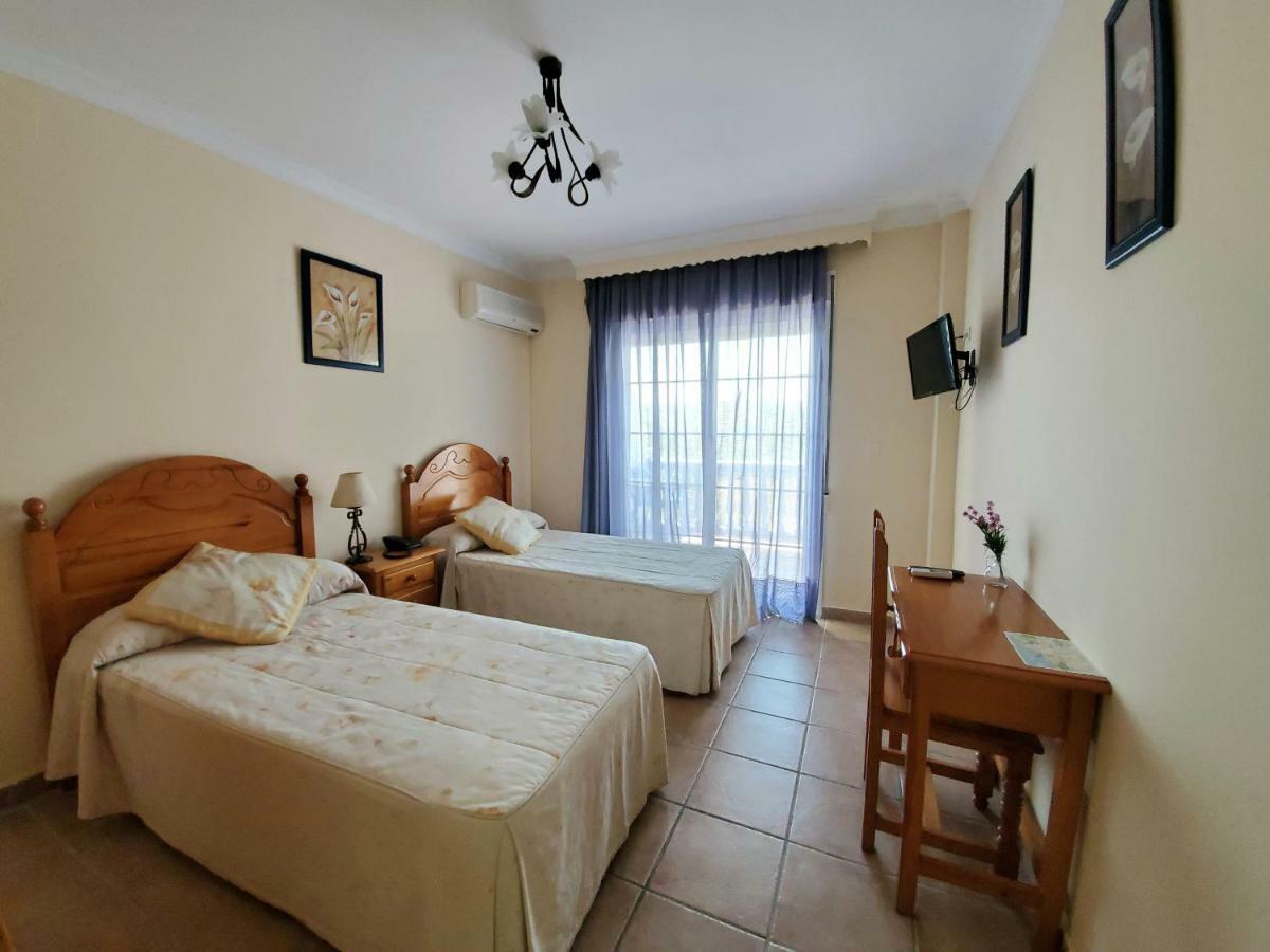 Hotel Arco Del Sol Colmenar Extérieur photo